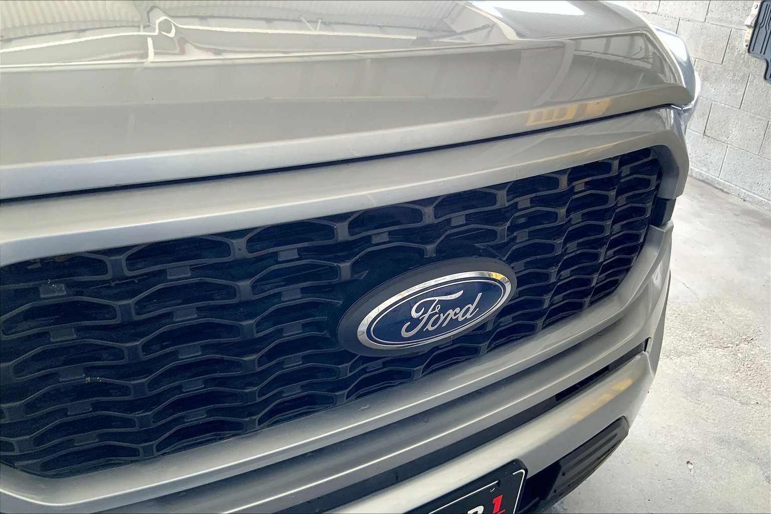 2023 Ford F-150 XL photo 28