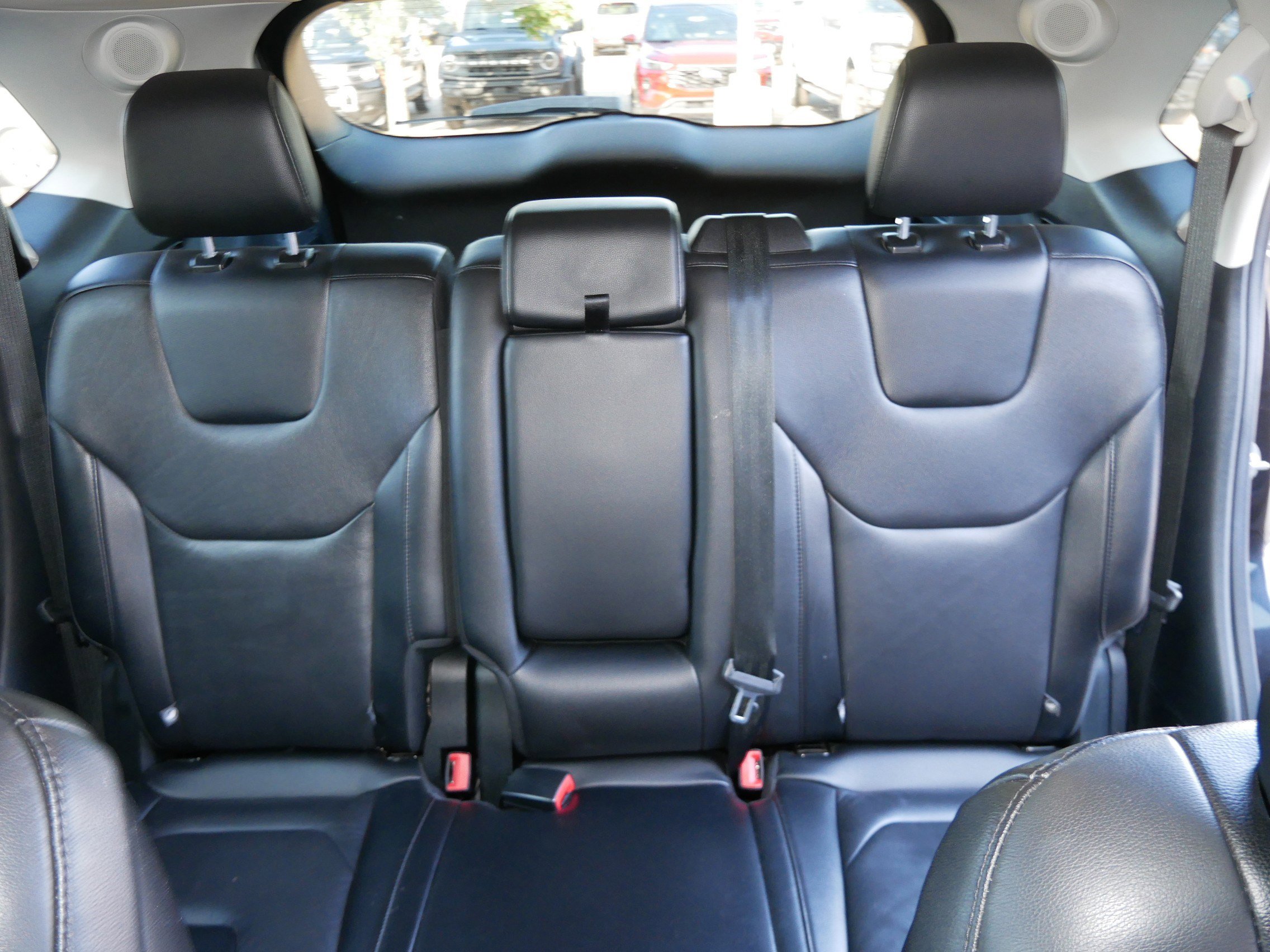 2022 Ford Edge Titanium photo 12