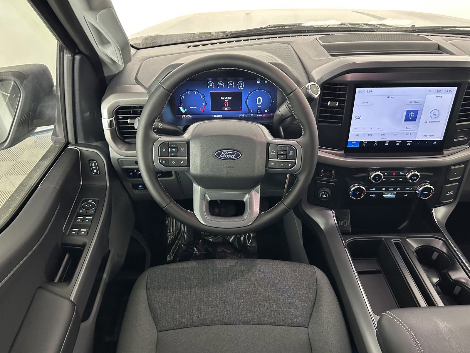 2025 Ford F-150 XLT photo 11