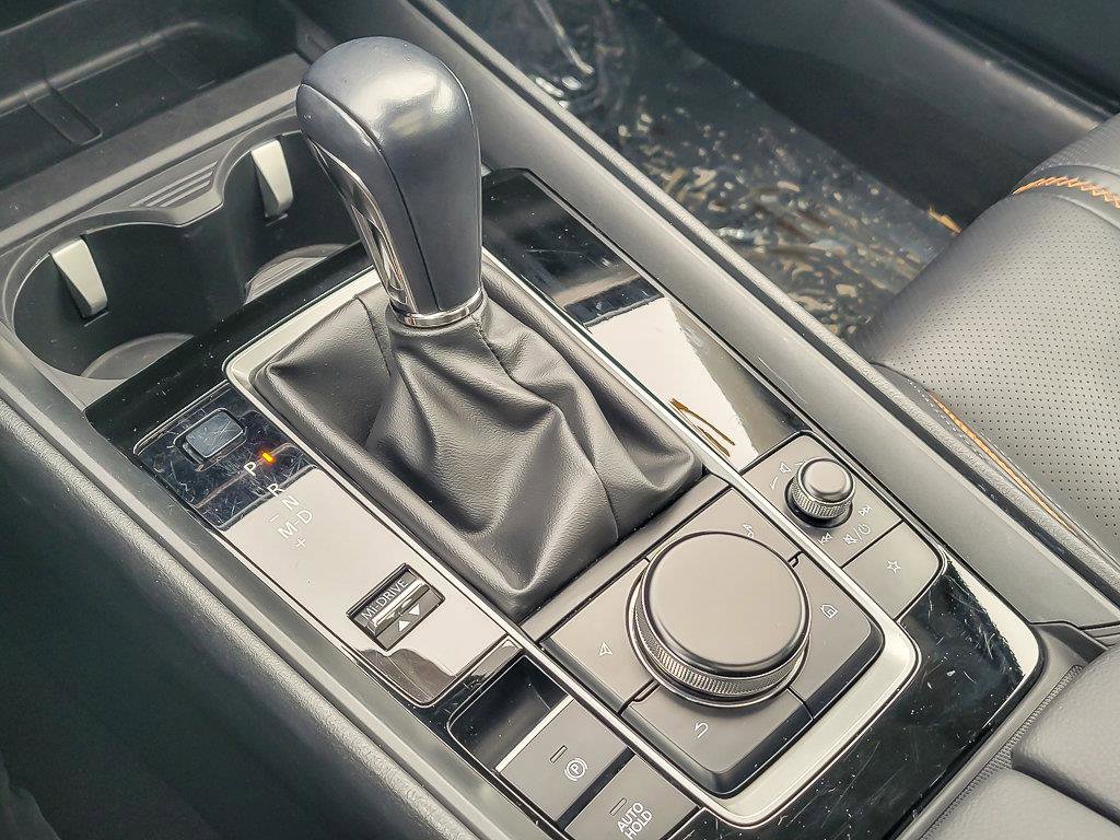 2023 MAZDA CX-50 - Image 18