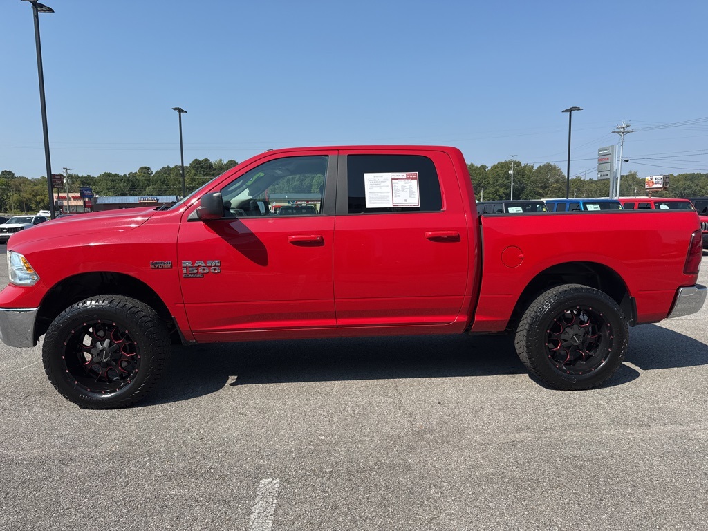 2019 Ram 1500 Classic SLT photo 5