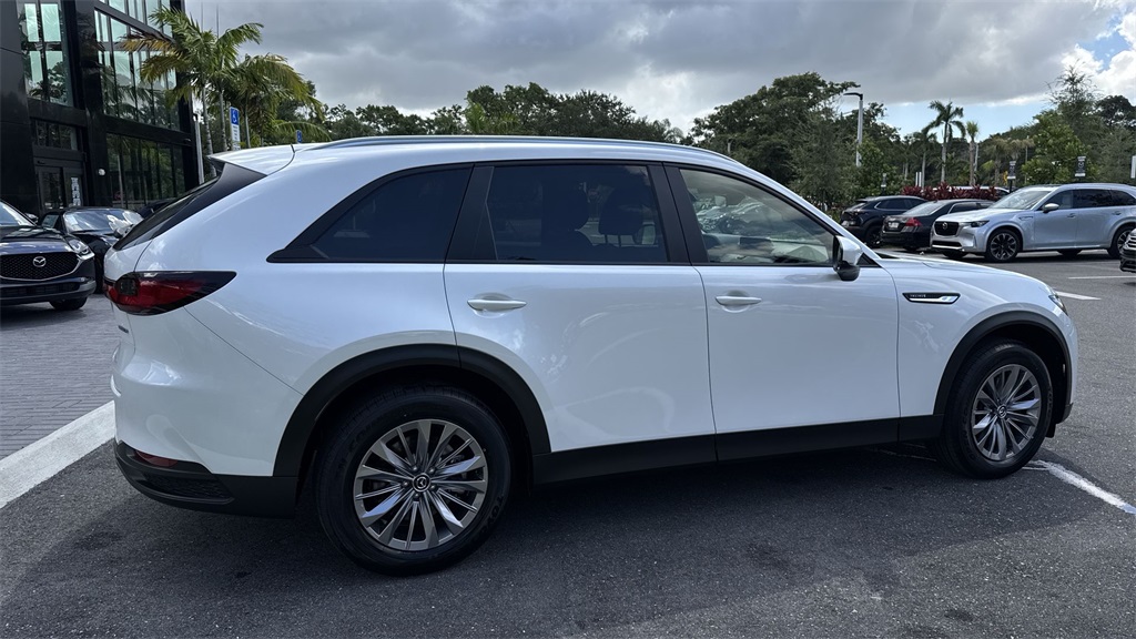 2025 Mazda CX-90 3.3 Turbo Select photo 3