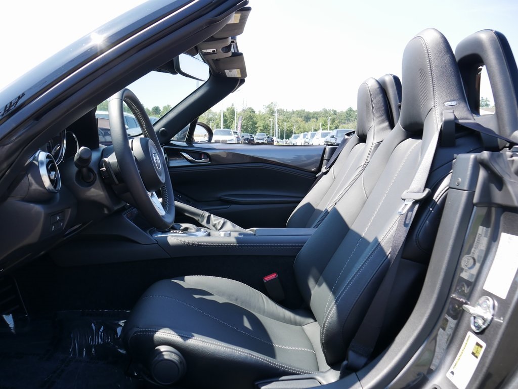 2025 Mazda MX-5 Miata Miata Grand Touring photo 12