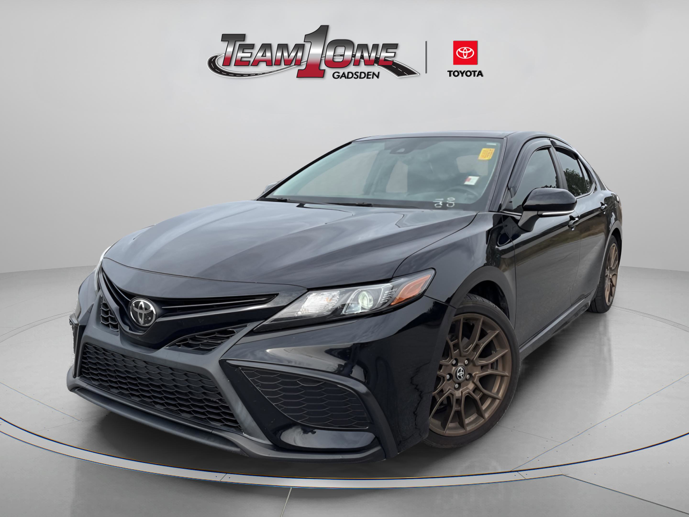 2023 Toyota Camry SE photo 4