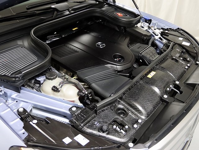2025 Mercedes Benz GLS 450 4MATIC photo 37