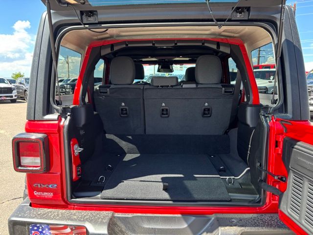 2025 Jeep Wrangler Sport S 4xe photo 18