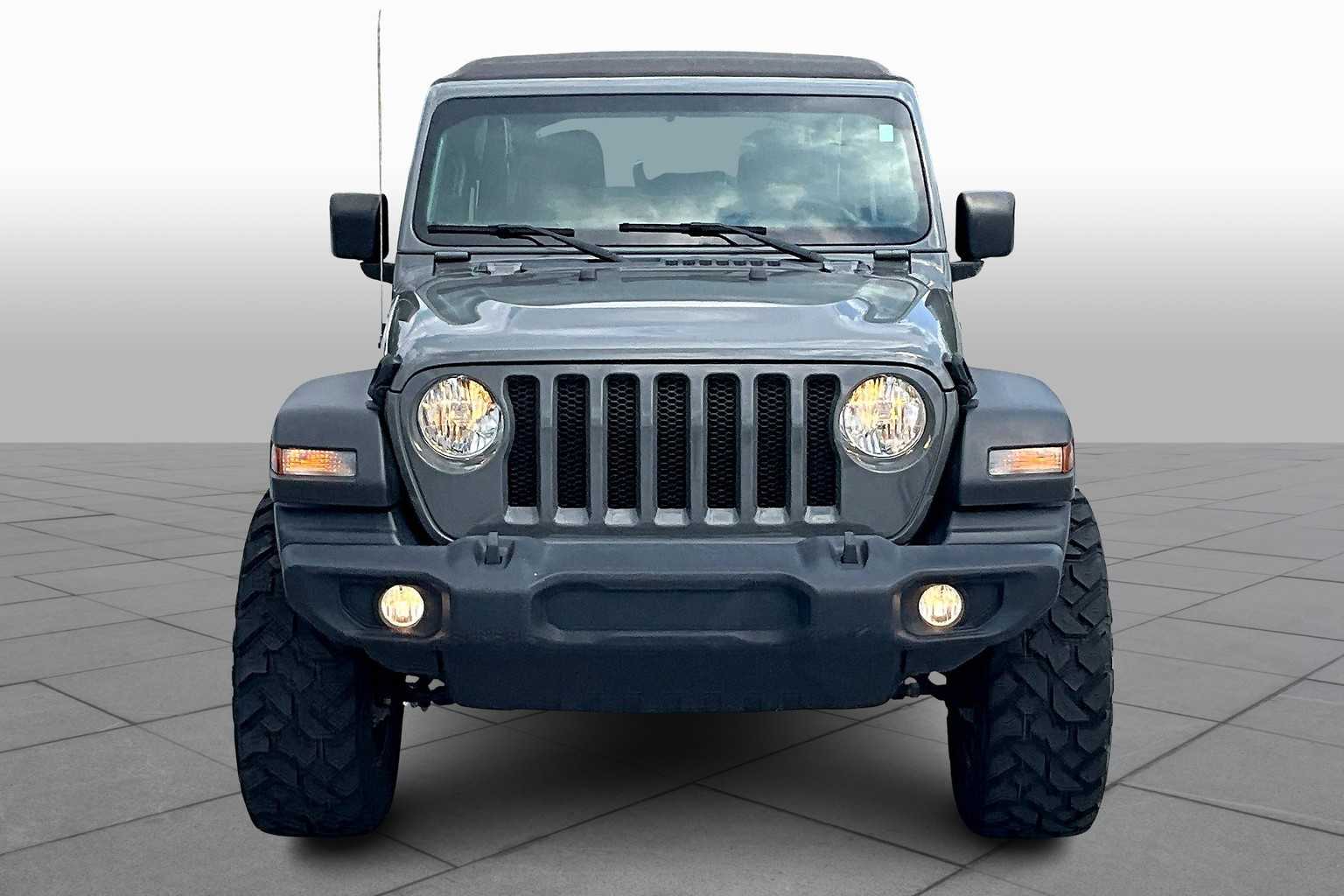2021 Jeep Wrangler Unlimited Sport photo 3