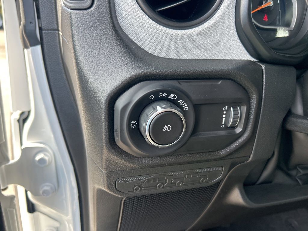 2025 Jeep Wrangler Sport S photo 35
