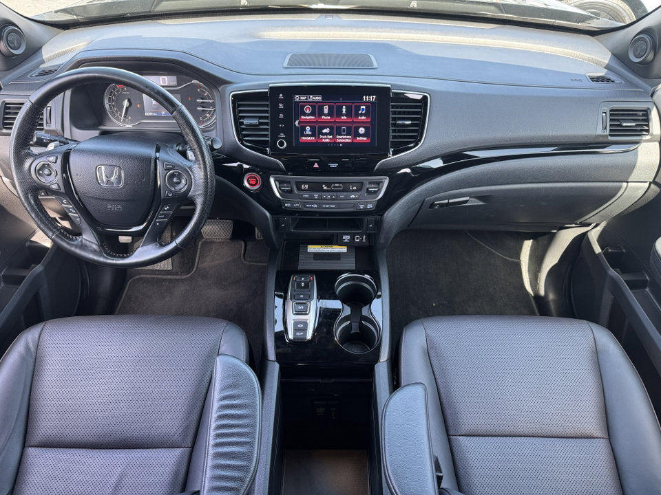 2022 Honda Ridgeline Black Edition photo 3