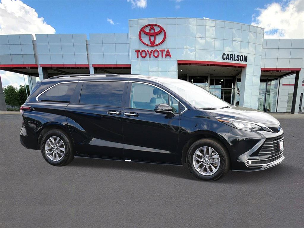 Certified 2024 Toyota Sienna XLE with VIN 5TDYRKEC6RS196561 for sale in Minneapolis, Minnesota