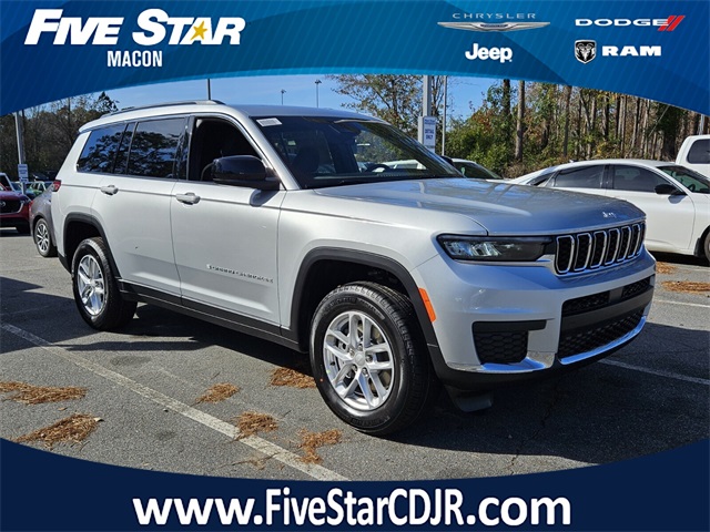 2025 Jeep Grand Cherokee L Laredo's photo
