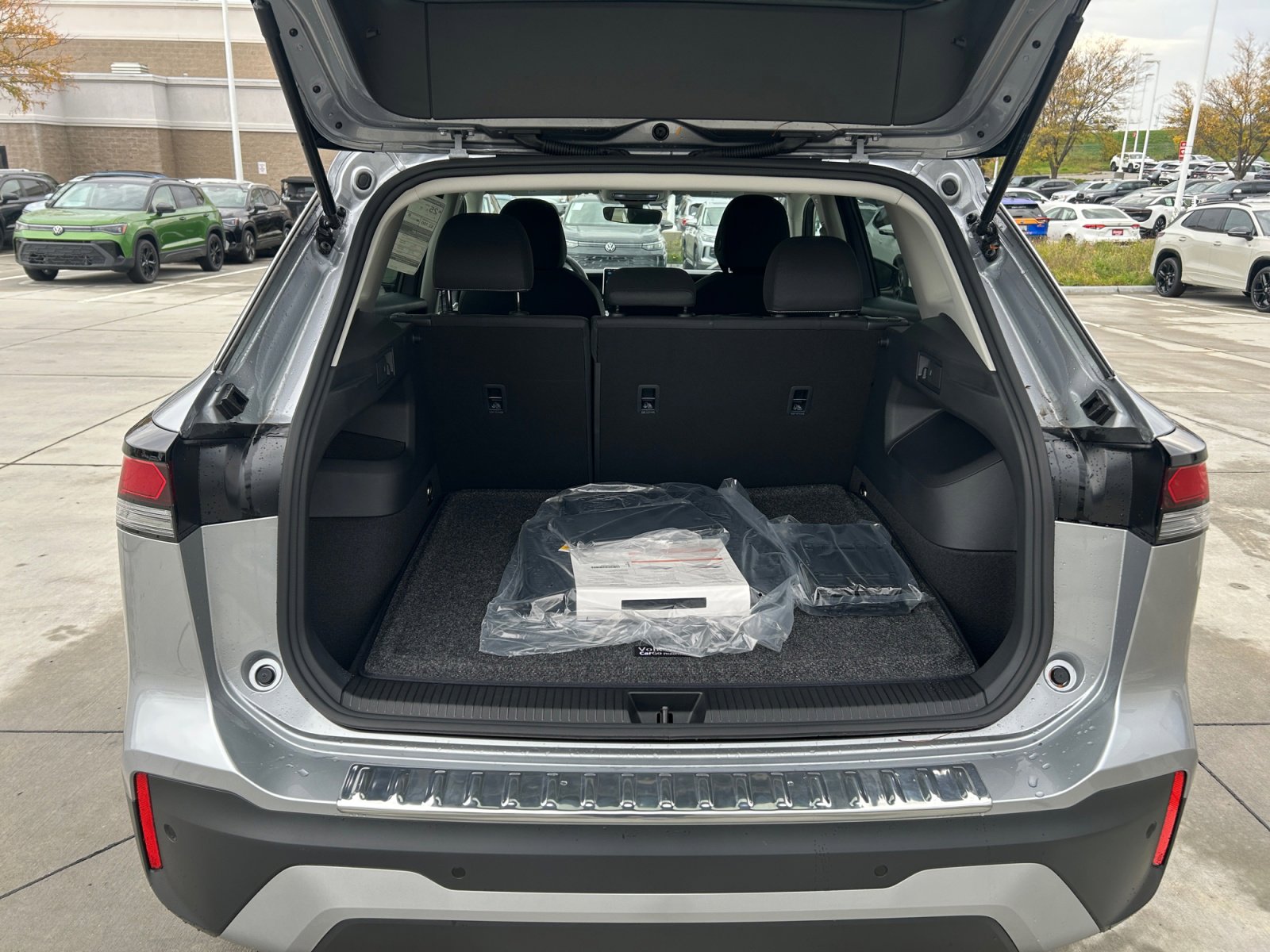 2025 Volkswagen Tiguan S photo 4