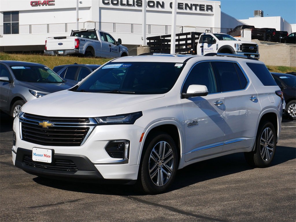 2023 Chevrolet Traverse High Country photo 3
