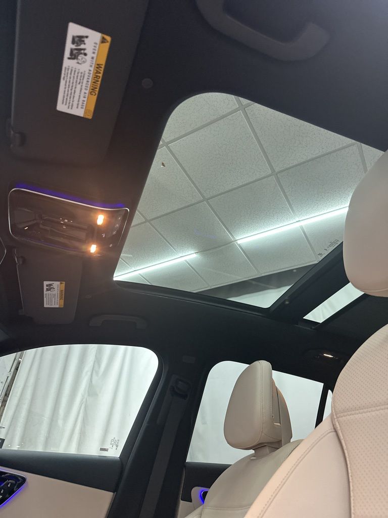 2026 Mercedes Benz GLC 300 photo 17
