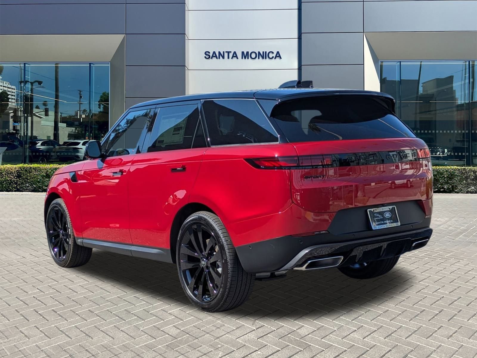 2025 Land Rover Range Rover Sport SE photo 9