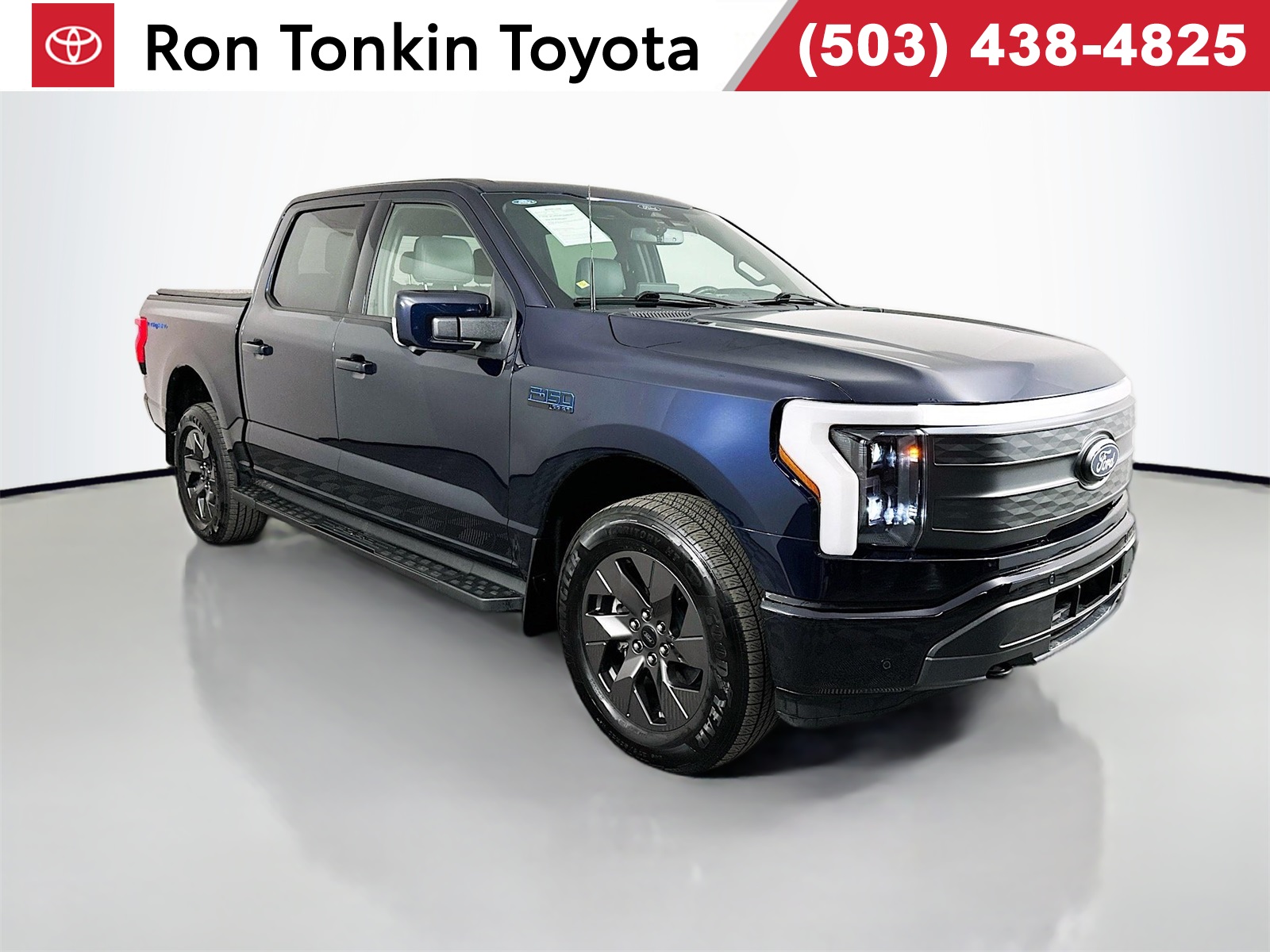 2024 Ford F-150 Lightning Lariat's photo