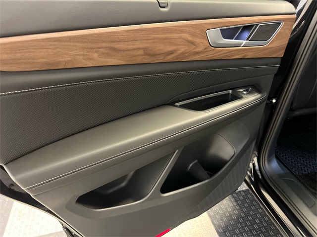 2026 Volkswagen Atlas SE Technology photo 8