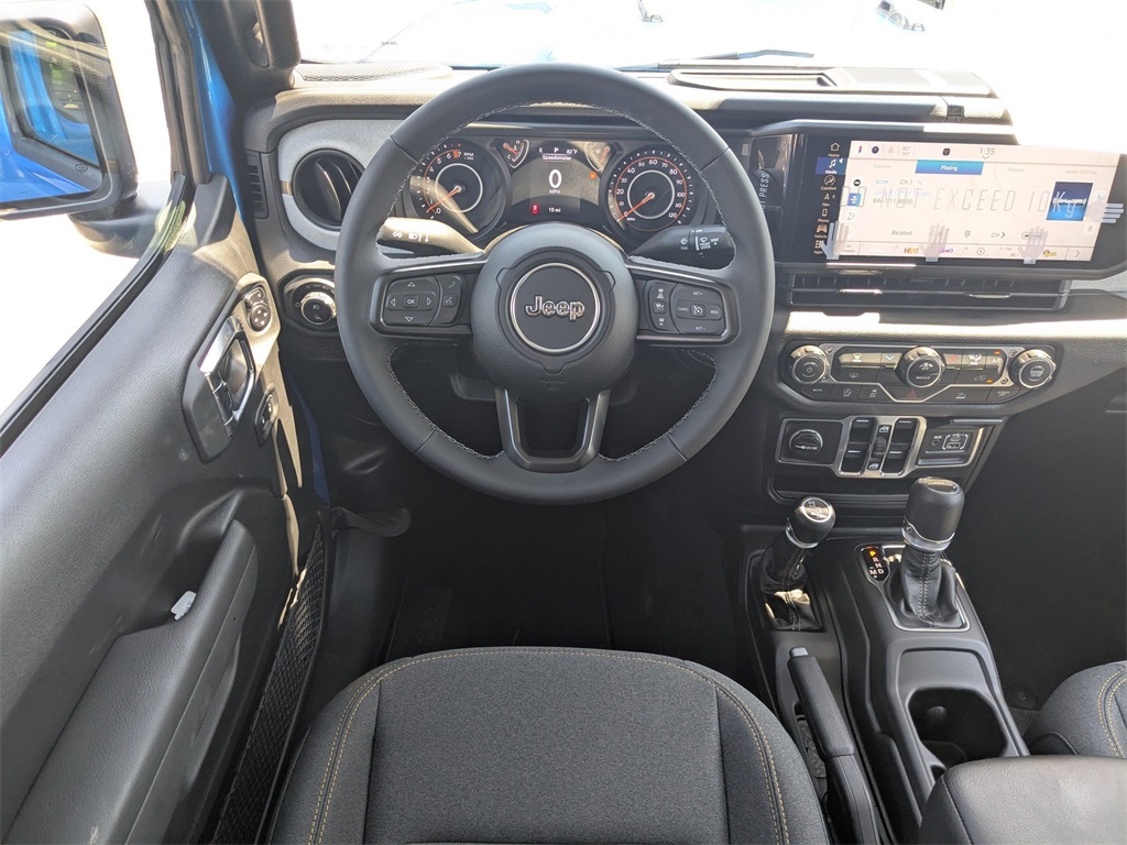 2025 Jeep Gladiator Sport S photo 15