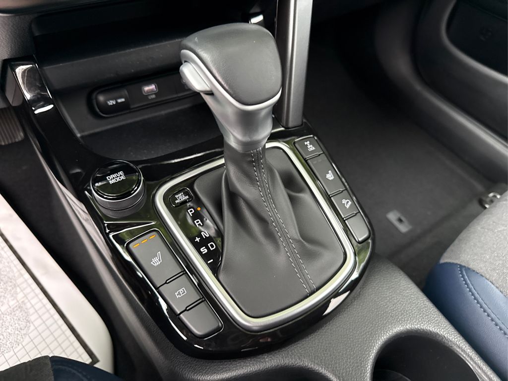 2024 Kia Seltos S photo 32