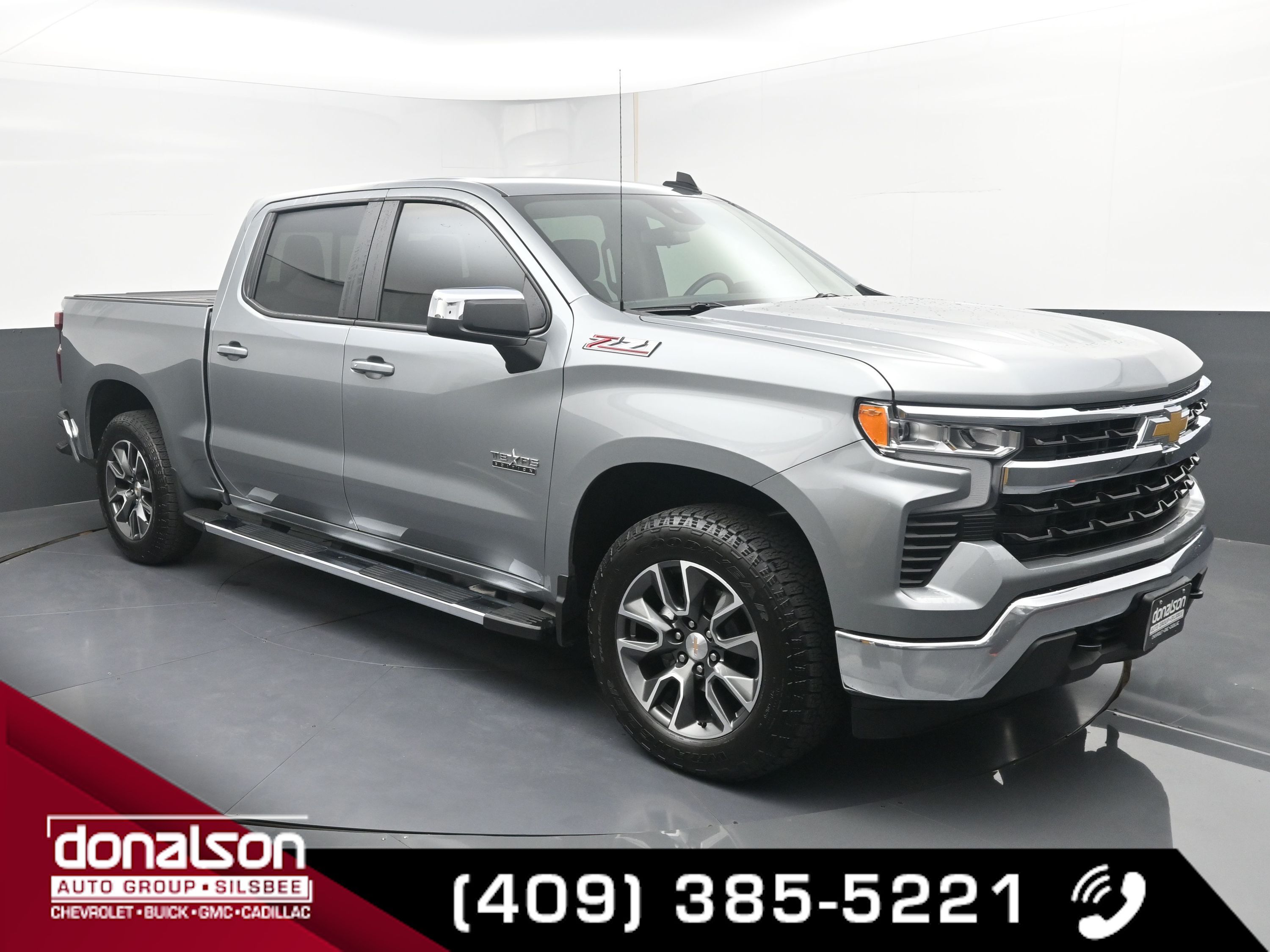 2025 Chevrolet Silverado 1500 LT's photo