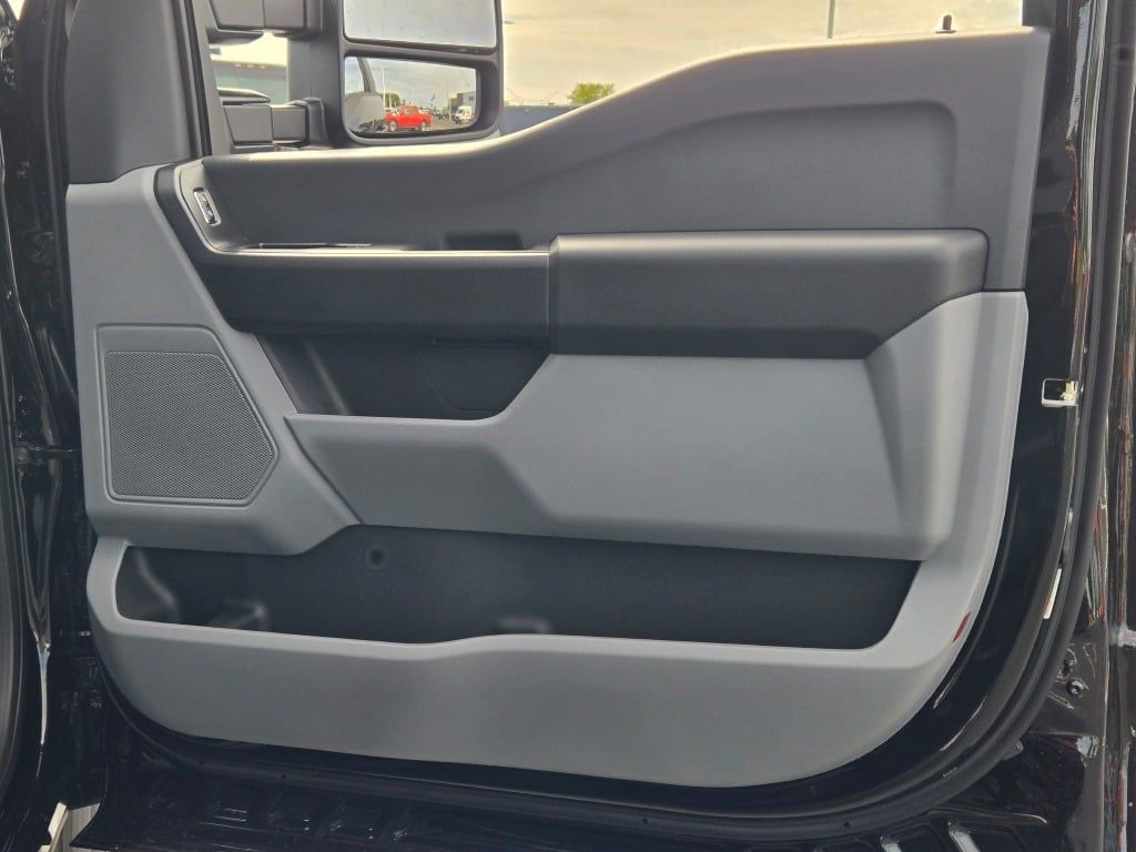 2026 Ford F-250 photo 4