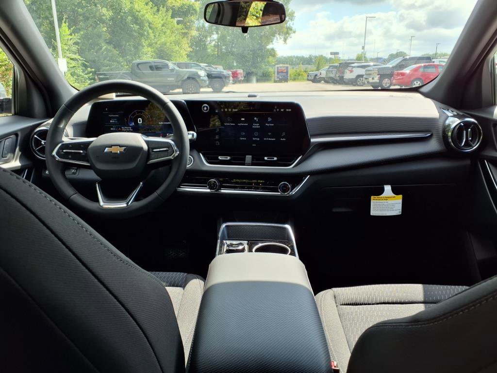 2026 Chevrolet Equinox LT photo 6
