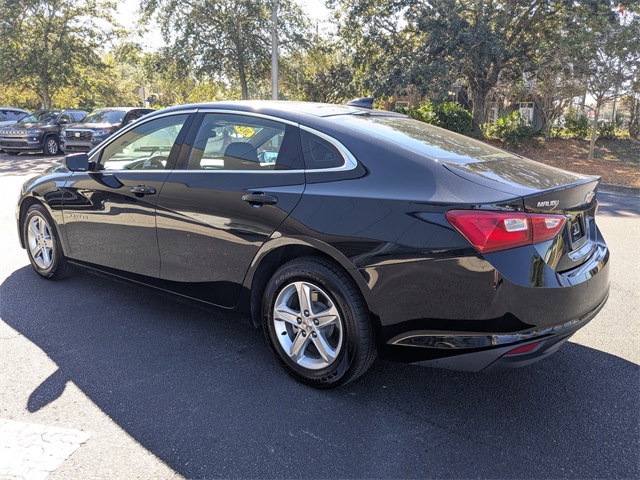 2024 Chevrolet Malibu 1LT photo 4