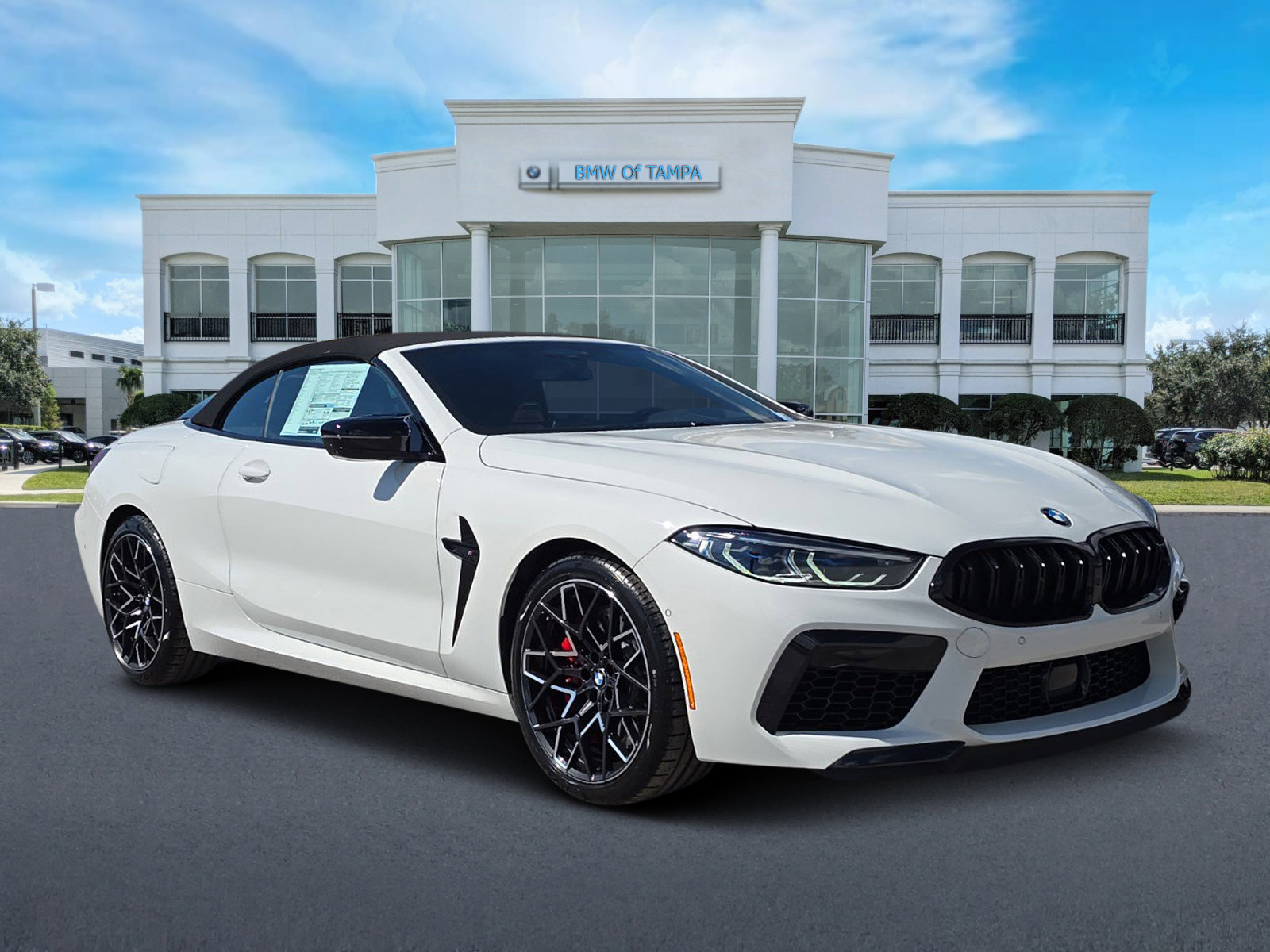 New 2025 Alpine White BMW Competition image 1