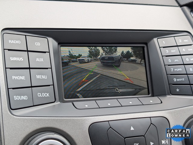 2017 Ford Taurus SE photo 12