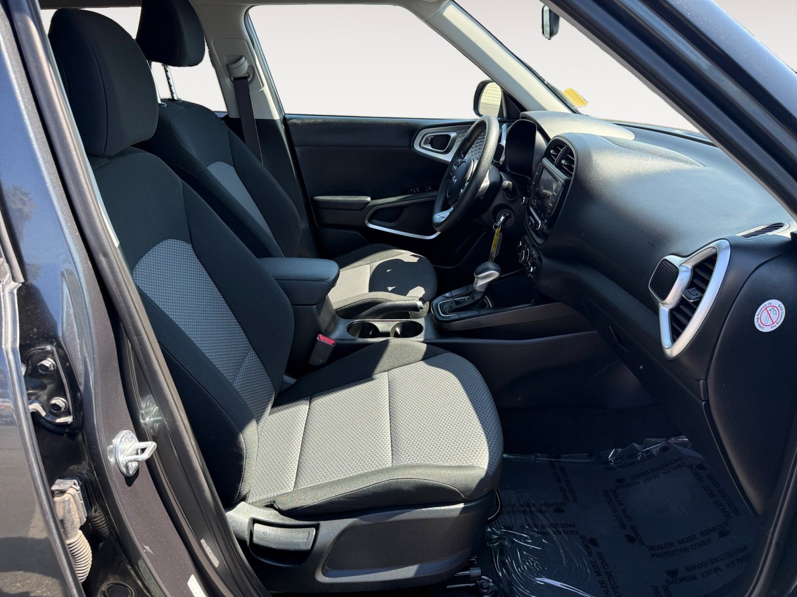 2023 Kia Soul LX photo 15