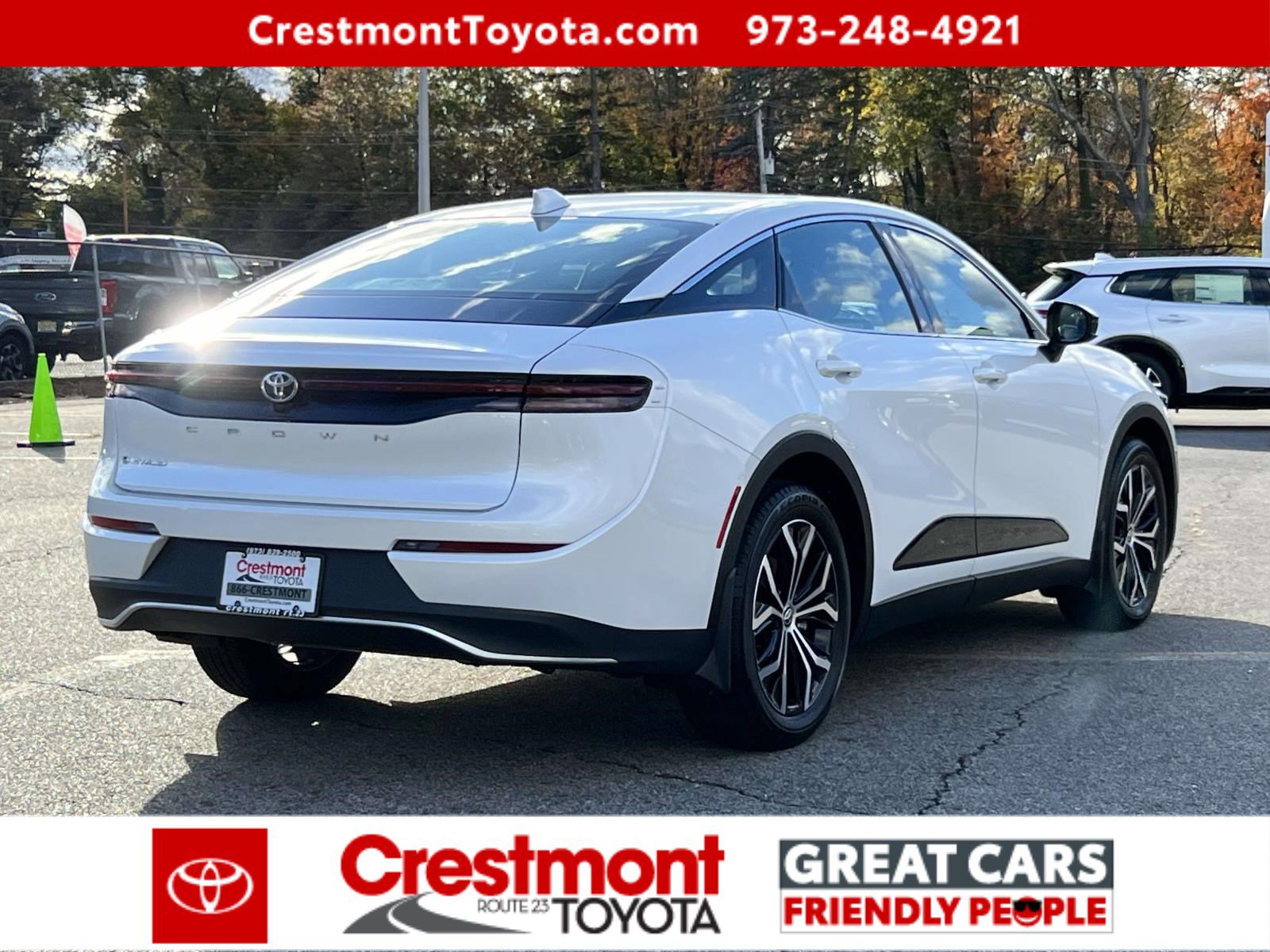 2026 Toyota Crown XLE photo 2