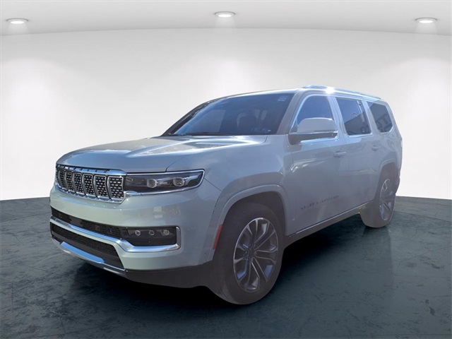 2022 Jeep Grand Wagoneer Series III