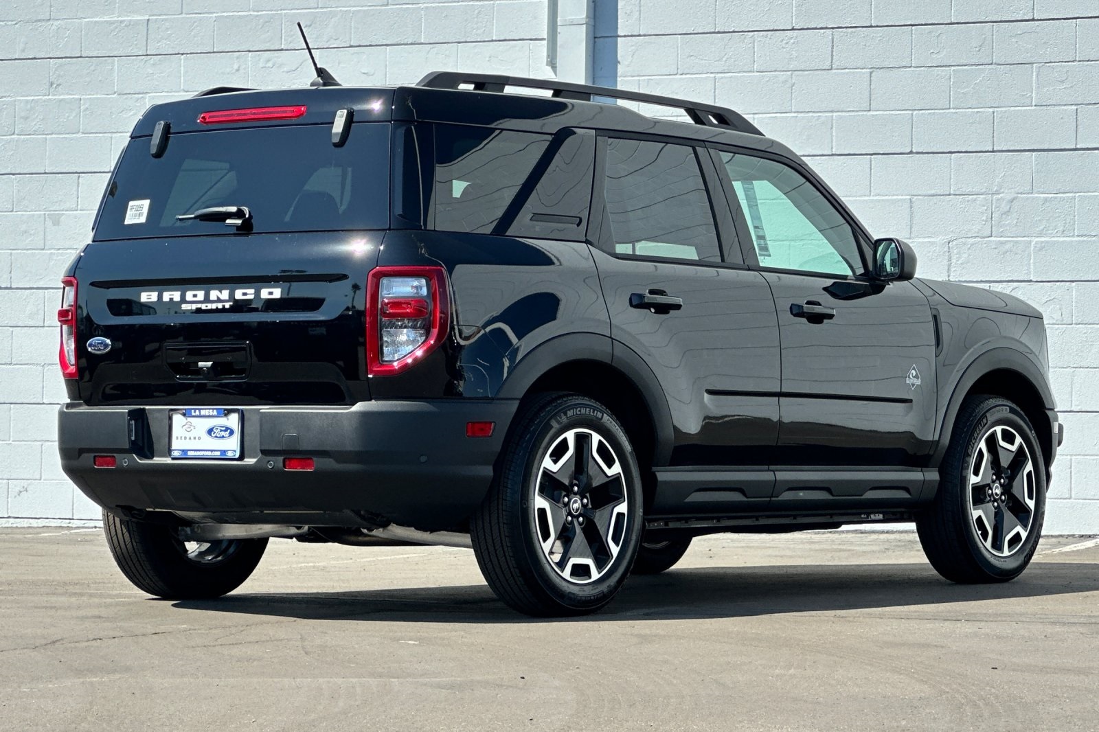 2024 Ford Bronco Sport Outer Banks photo 3