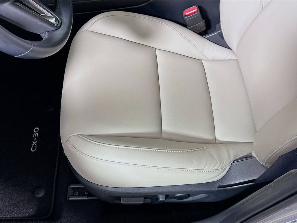 2021 Mazda CX-30 Preferred photo 17