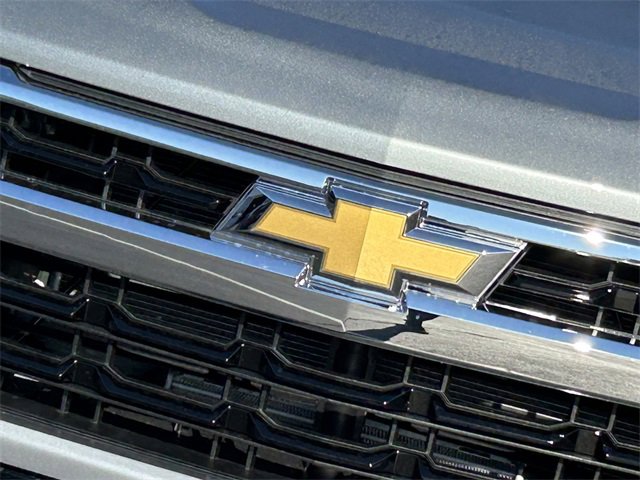 2026 Chevrolet Silverado 1500 LT photo 3
