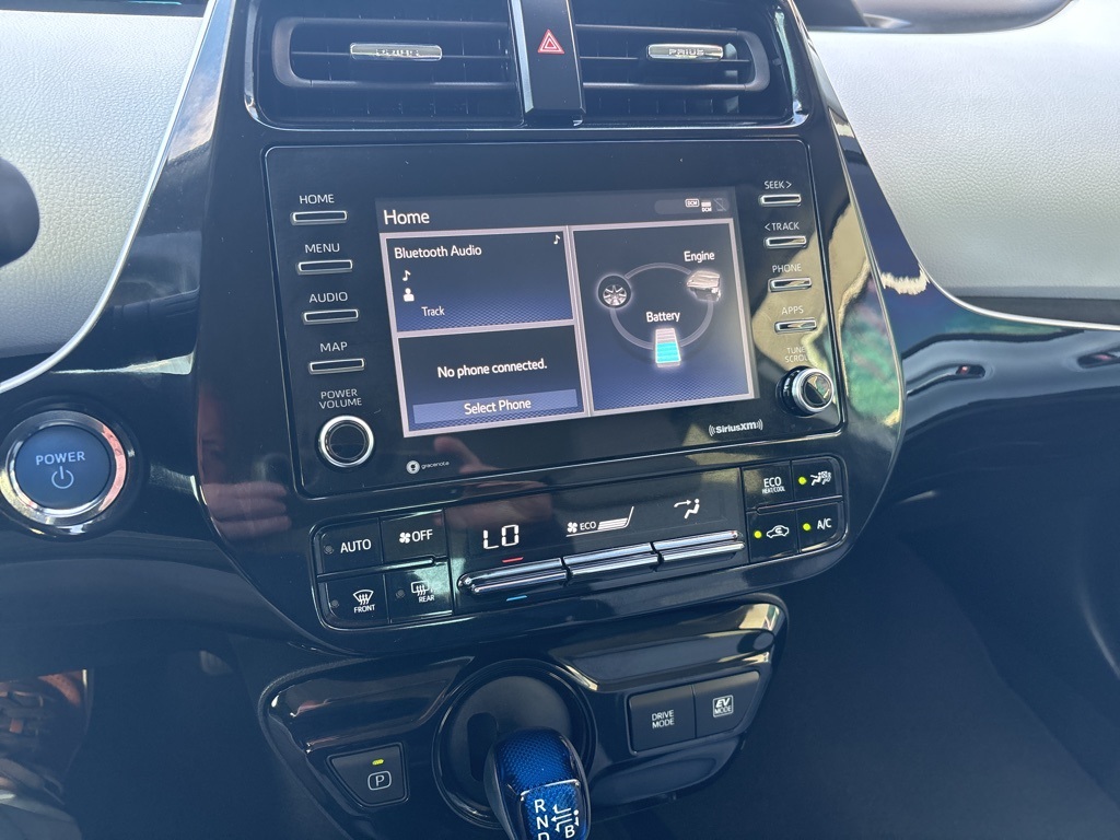2021 Toyota Prius XLE photo 7