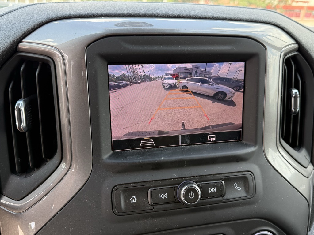 2024 Chevrolet Silverado 2500HD Custom photo 19