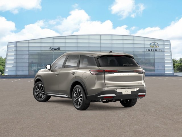 2026 Infiniti QX60 Luxe photo 5