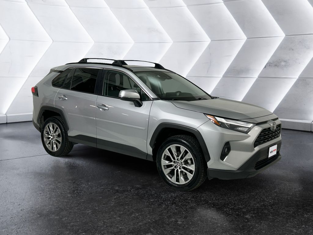 2022 Toyota RAV4 XLE Premium