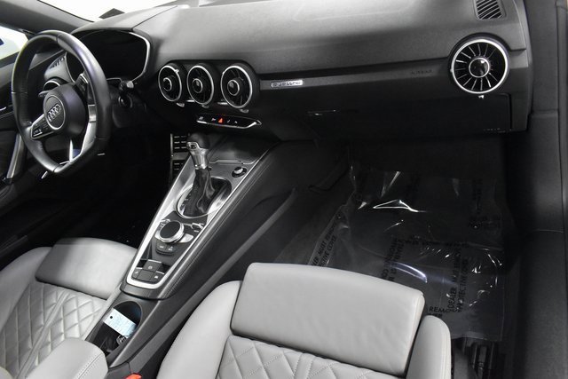 2018 Audi TT 2.0T Roadster photo 16