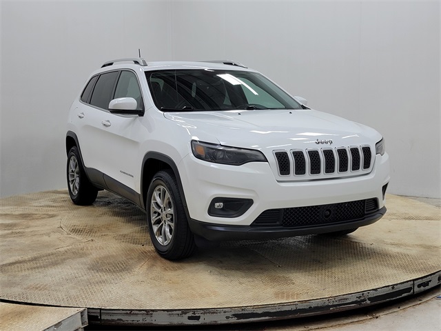 2021 Jeep Cherokee Latitude Lux photo 2