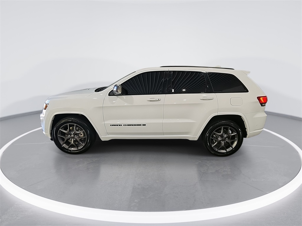 2021 Jeep Grand Cherokee Anniversary Edition photo 5