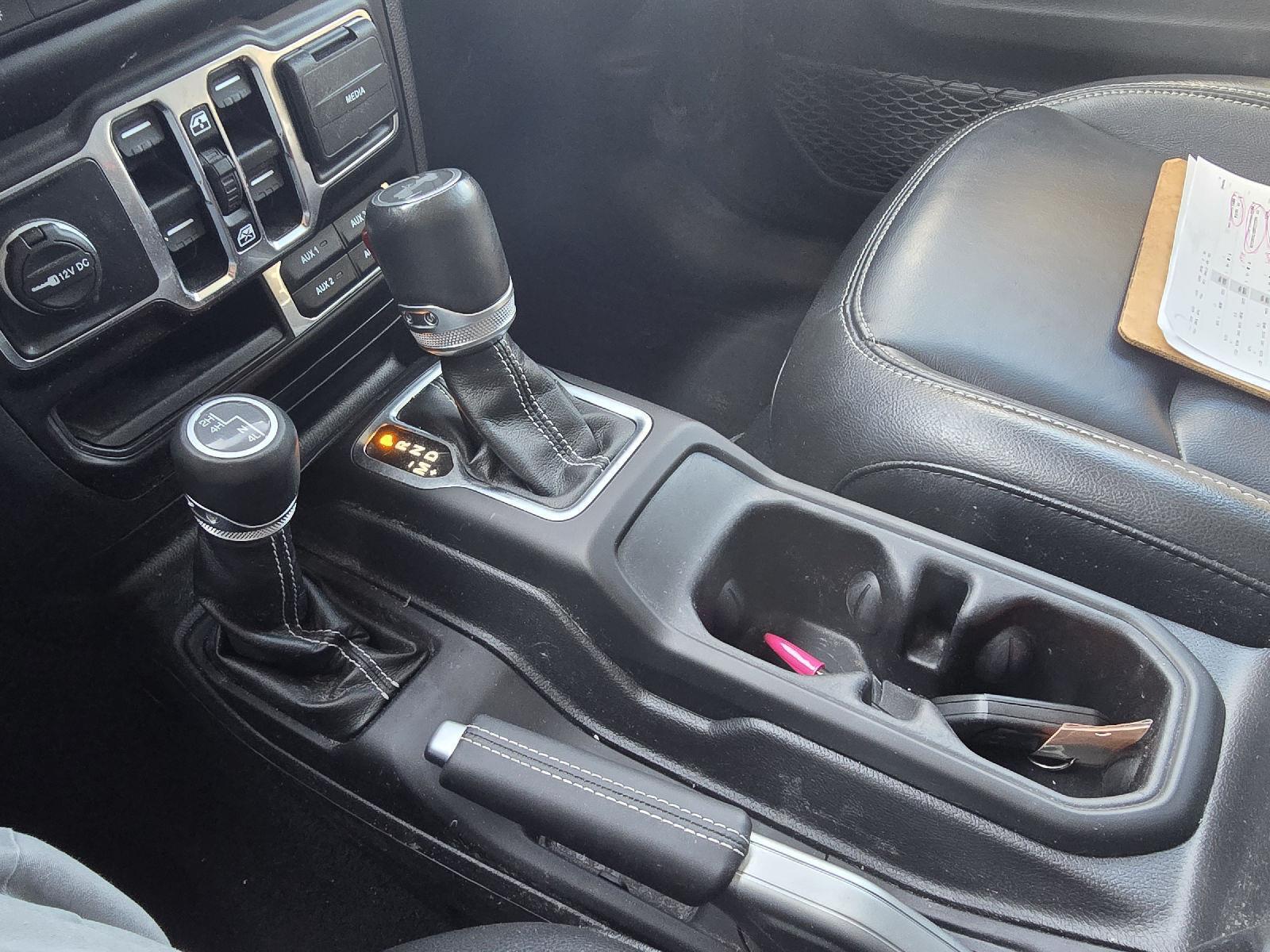 2022 Jeep Wrangler Unlimited Sahara photo 18