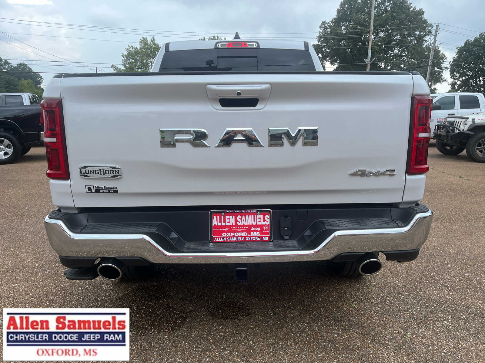 2026 Ram 1500 Laramie photo 4