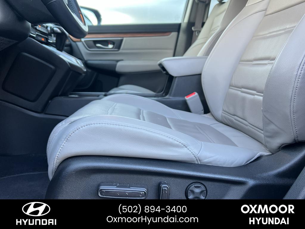 2018 Honda CR-V Touring photo 4