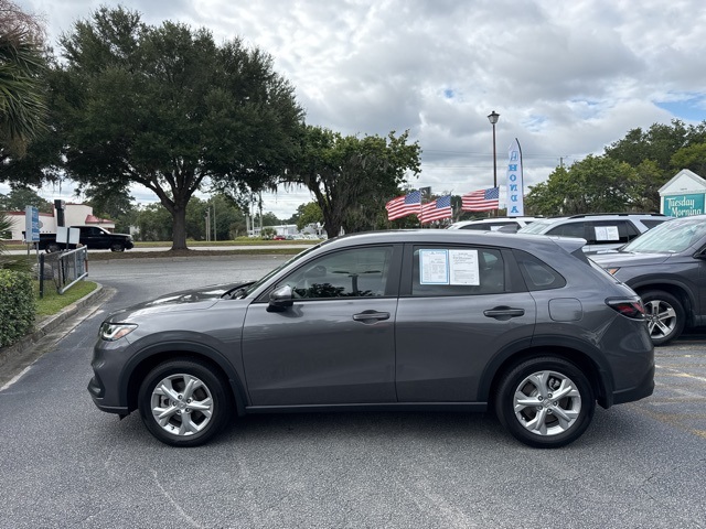 2025 Honda HR-V LX photo 4