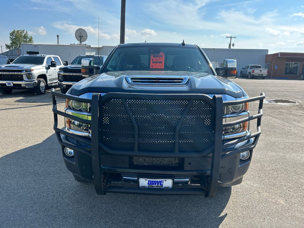 2019 Chevrolet Silverado 3500HD High Country photo 2
