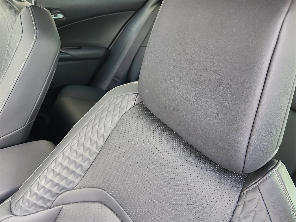 2020 Lexus UX 200 Premium photo 21