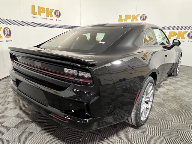 2025 Dodge Charger Daytona R/T Scat Pack photo 3
