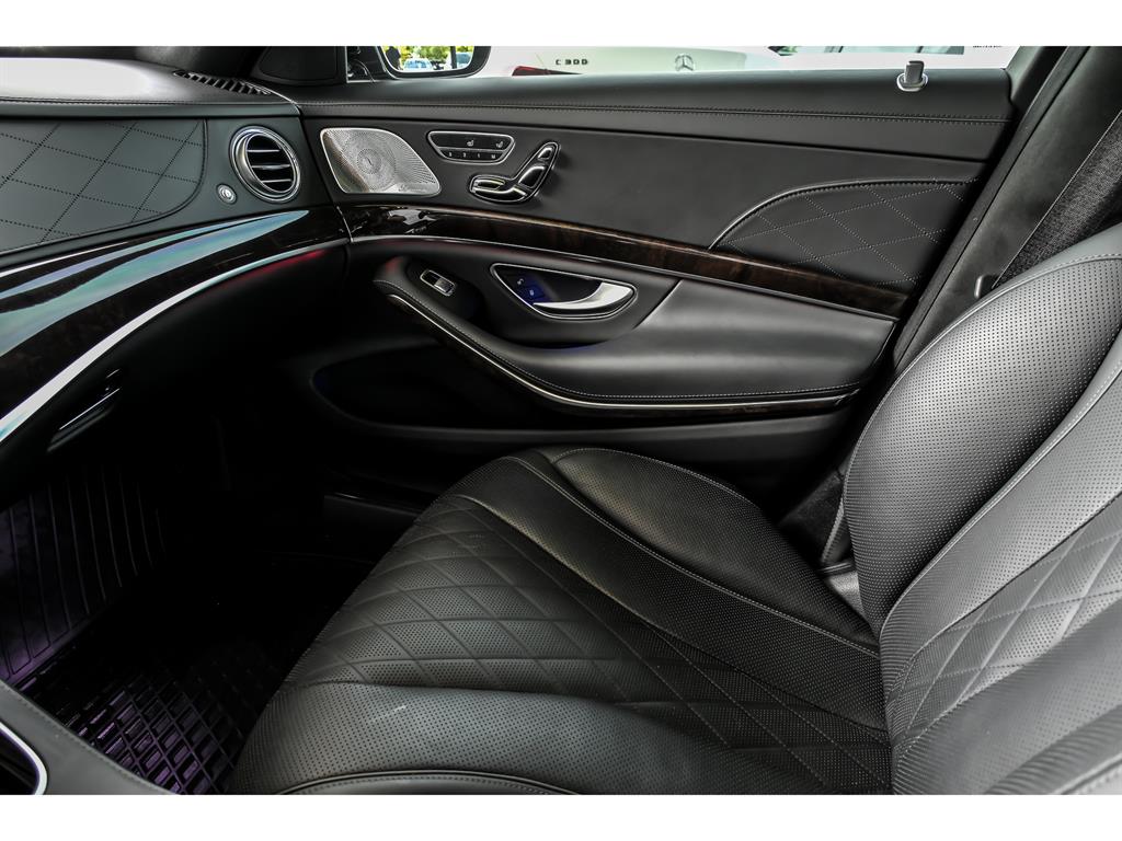 2019 Mercedes Benz S 560 4MATIC photo 25